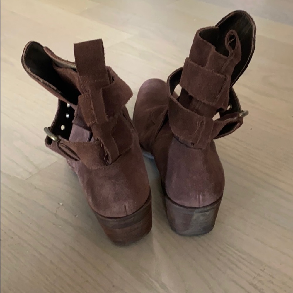 Cole Haan G Series Brown Suede Buckle Boots SZ 10B - Picture 5 of 7